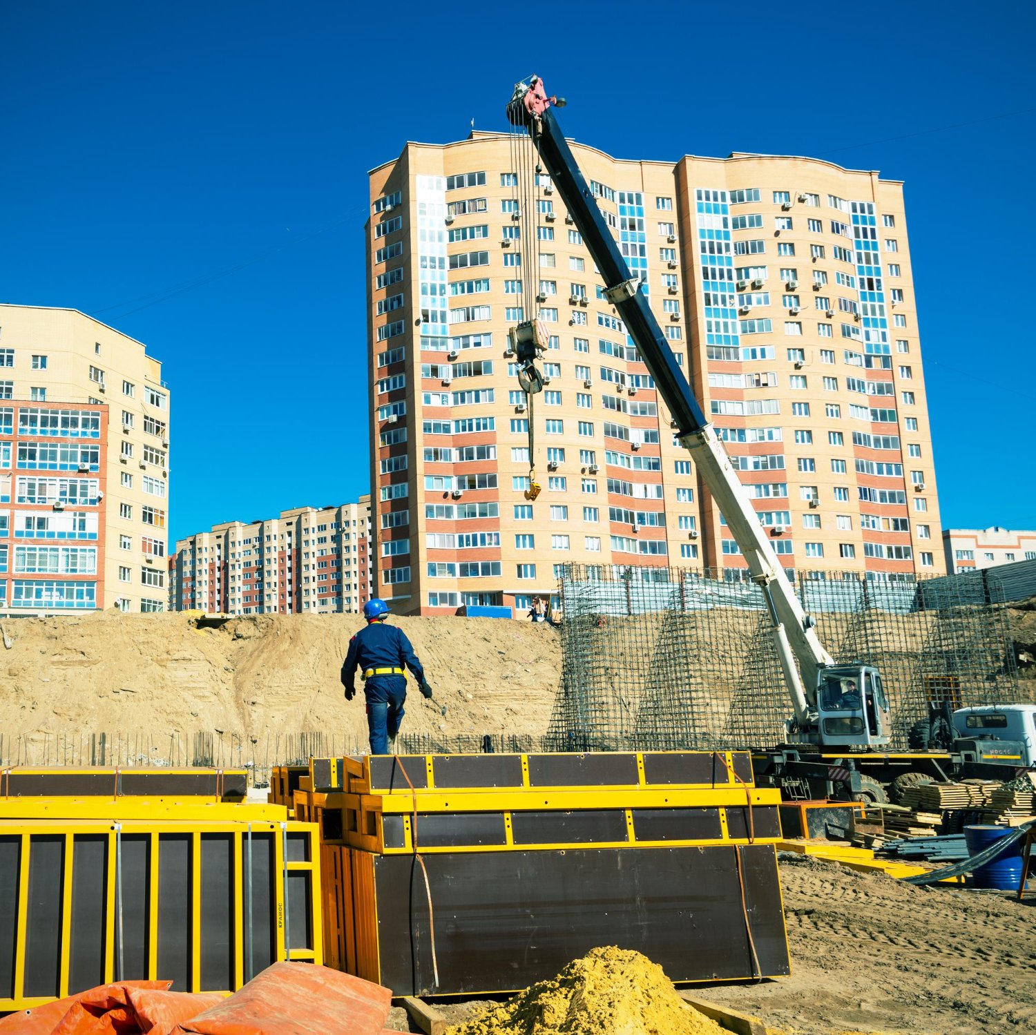 Civil construction and structural service